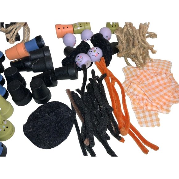 Halloween Wooden Witch and Monster Craft Pieces- Easy Craft Project - Picture 5 of 8